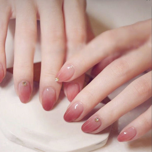 Elegantes Ombre Press-On Nagelkunst Set