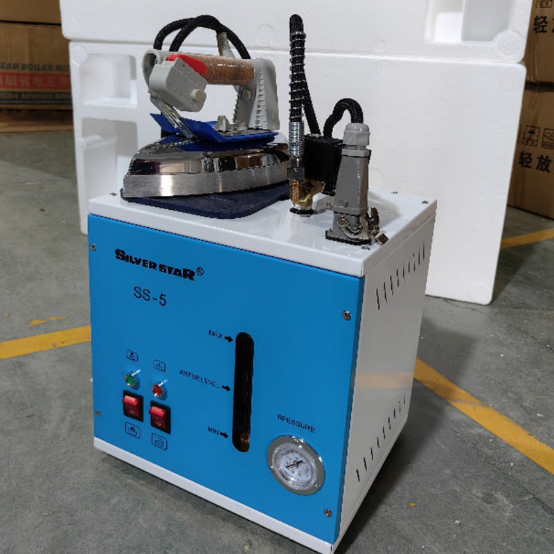 Professioneller Kleiderdampfer Karnz