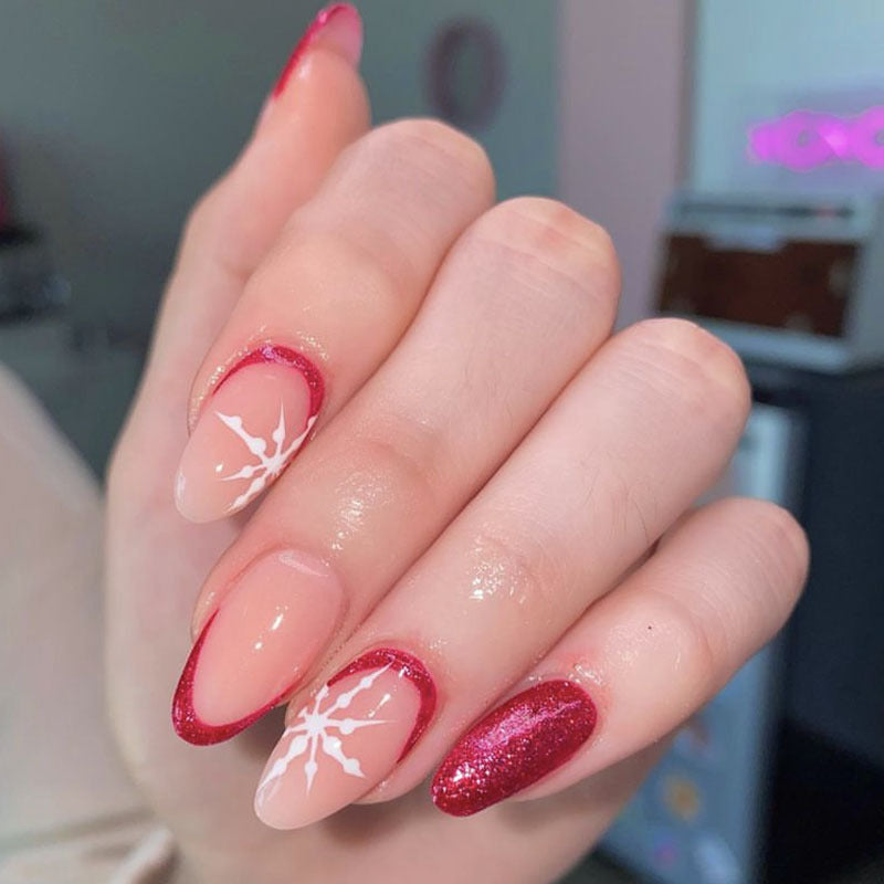 Künstlerisches Langanhaltendes Press-On Nagelset Karnz