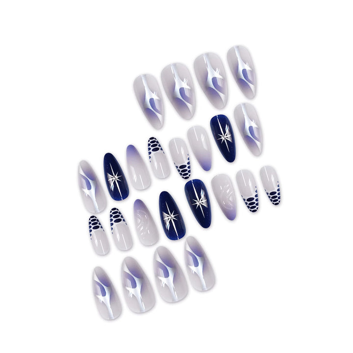 Elegantes Stiletto Press-On Nagelset Karnz