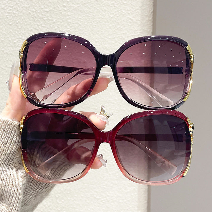 Damen Oversized Designersonnenbrille mit luxuriösen Akzenten Karnz