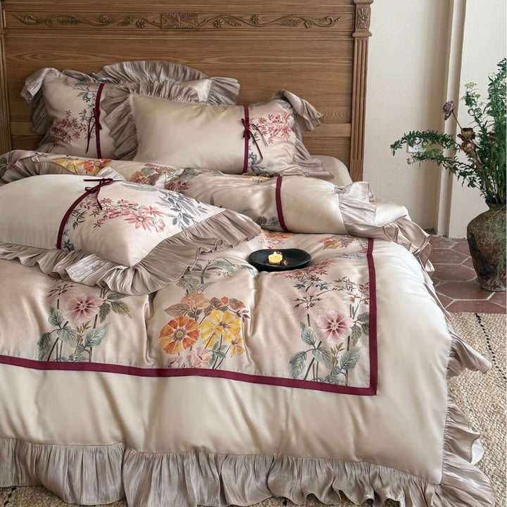 Romantisches Satin-Bettwäsche-Set mit Rüschen, Blumenstickerei und Wendefunktion
