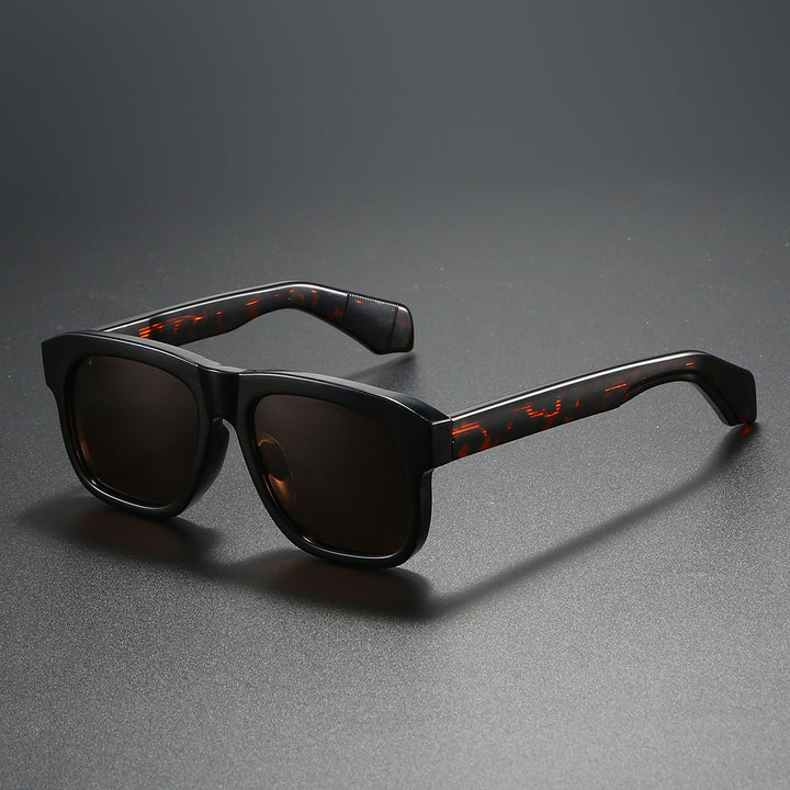 Damen moderne Sonnenbrille mit ergonomischem Design und hochwertigem UV-Schutz Karnz