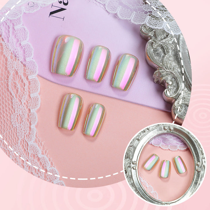Iridescent Glänzendes Press-On Nagelset