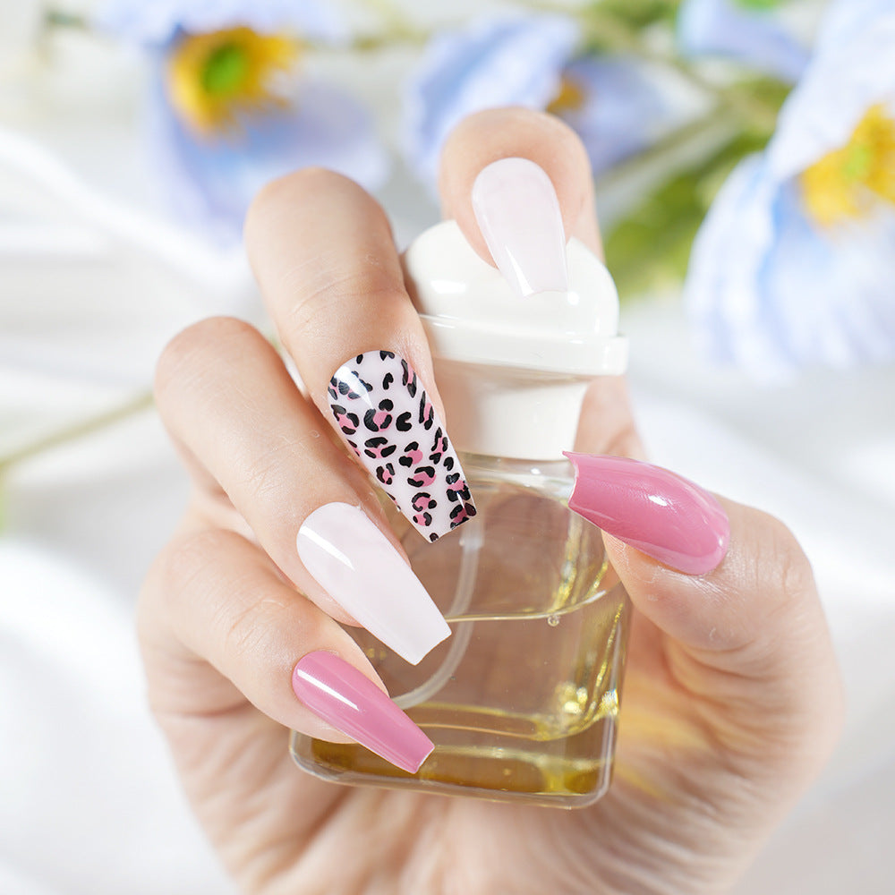 Trendy Gel-Nagelkunst-Bundle Karnz