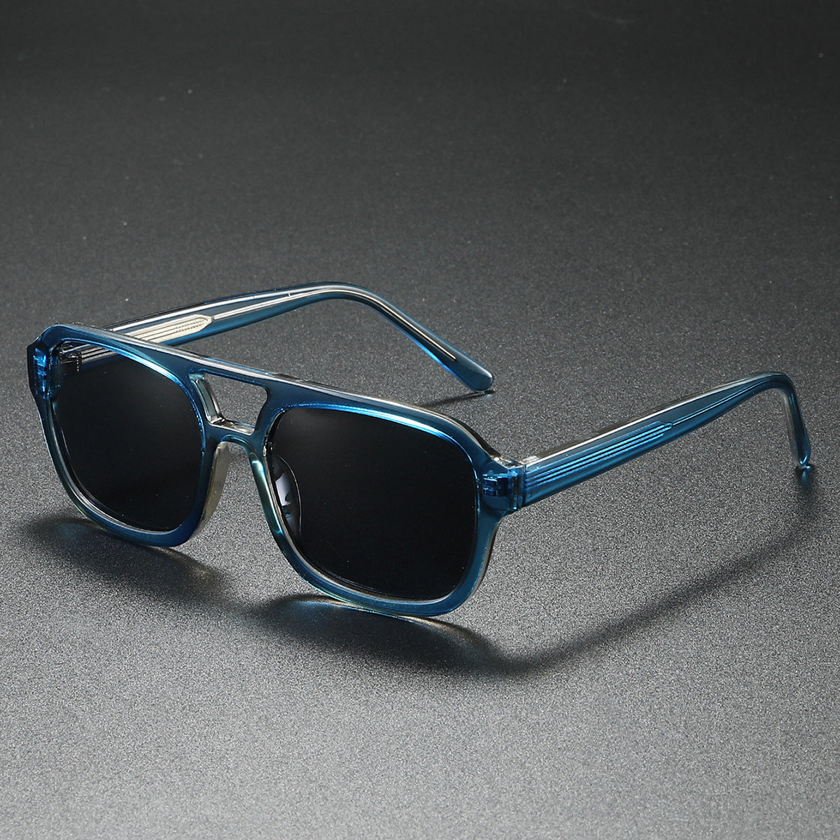 Damen modische Sonnenbrille im eleganten, kantigen Design Karnz