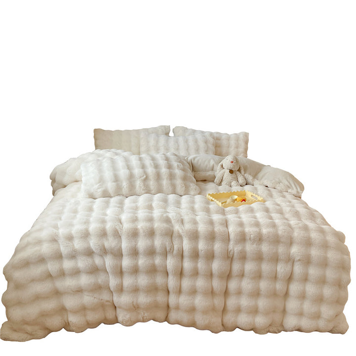 Plush-structured bedding set