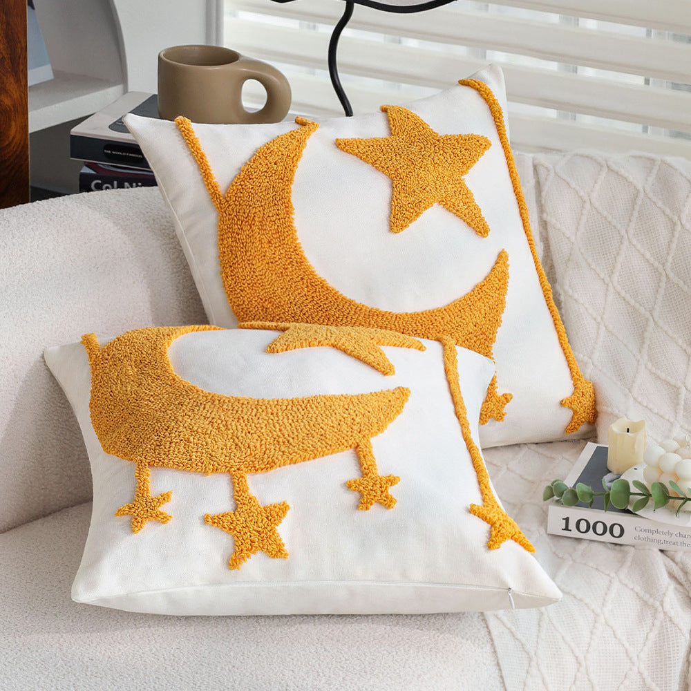 Quadratischer Kissenbezug mit reliefiertem Mond‑und‑Stern‑Tufting aus Chenille Karnz