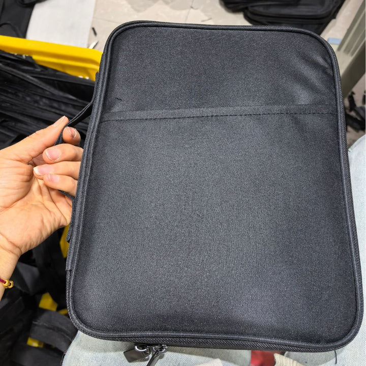Kompakte Schutzhülle für Laptops Karnz