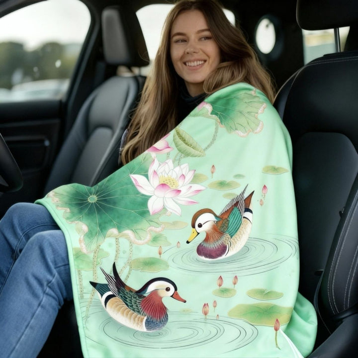 Künstlerisch von der Natur inspirierte Kuscheldecke