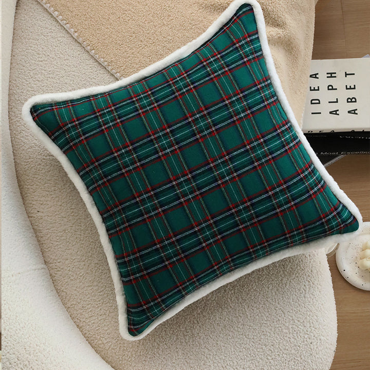 Quadratischer Sofa‑Zierkissenbezug im klassischen Tartan‑Design mit Teddybordüre Karnz