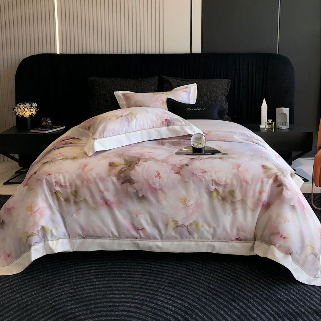 Luxuriöses Floral Satin Bettwäsche Set mit gesticktem Saum