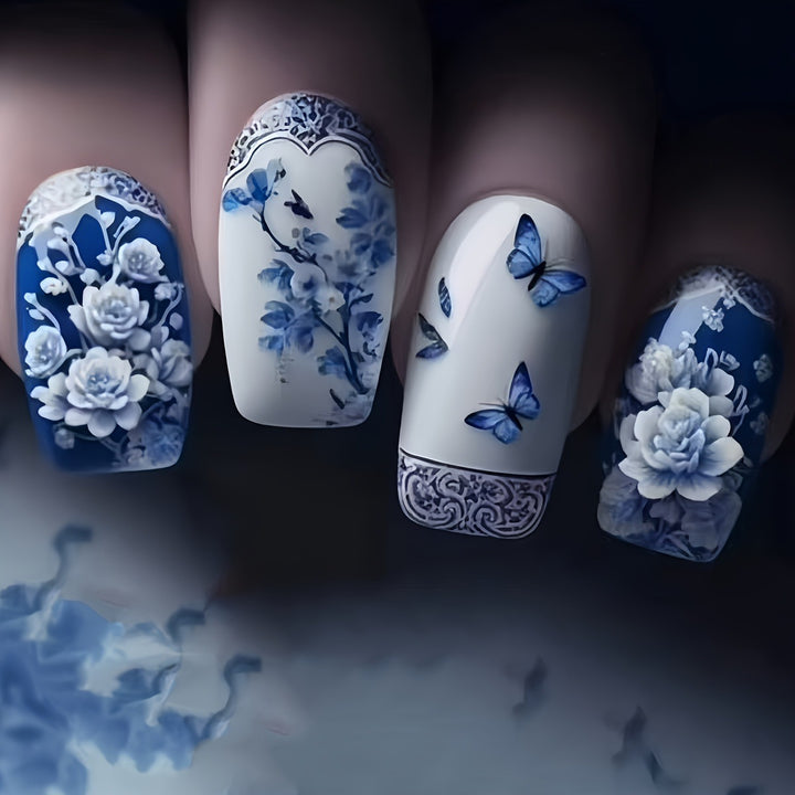 Kreative Kunstnägel mit Floralem Design Karnz