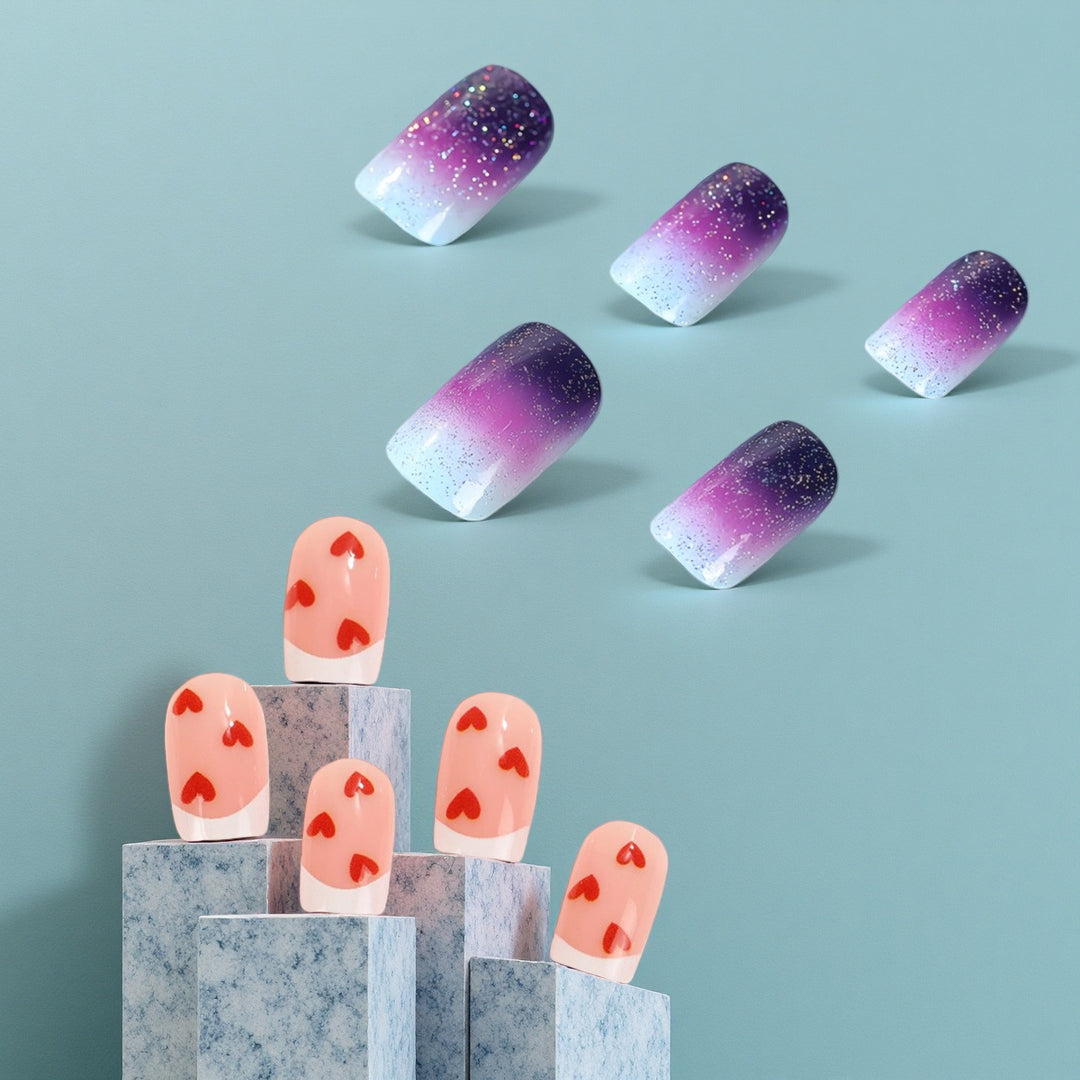 Kunstnagel Set mit romantischem Herzdesign Karnz