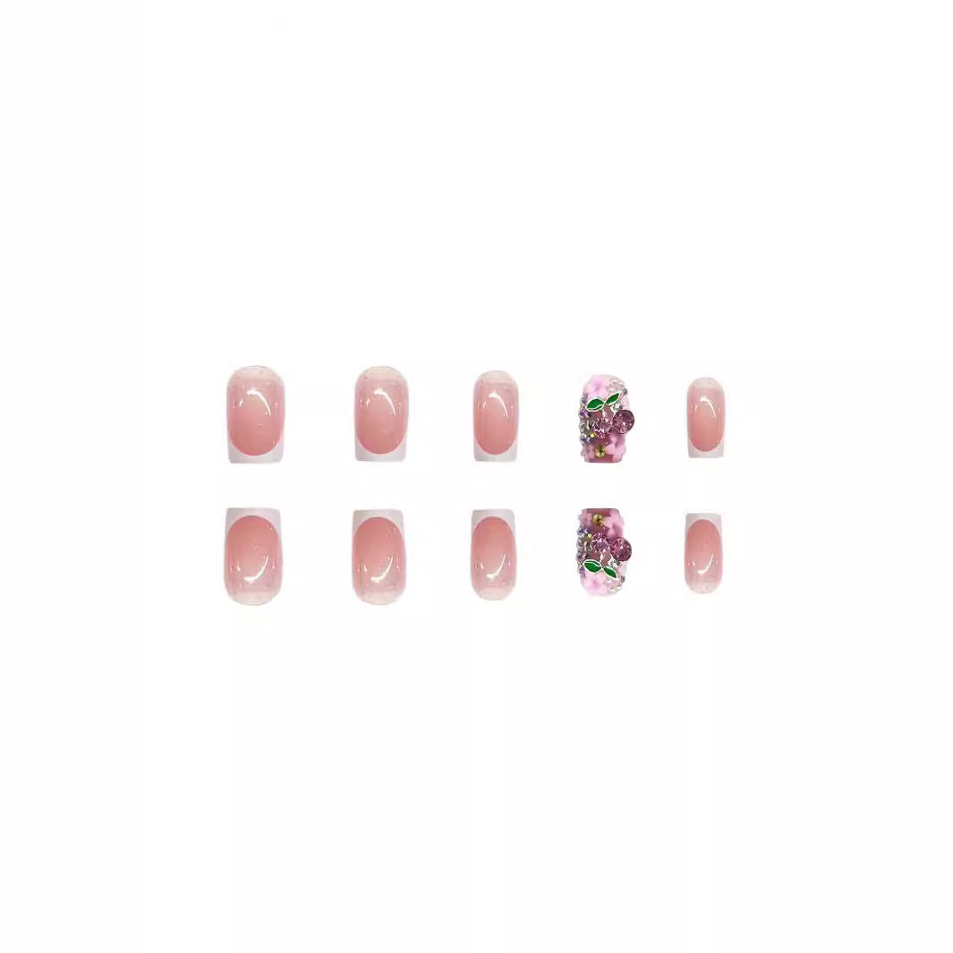 Glitzernde Blumen-Nagelkunst-Verstärkungen Karnz