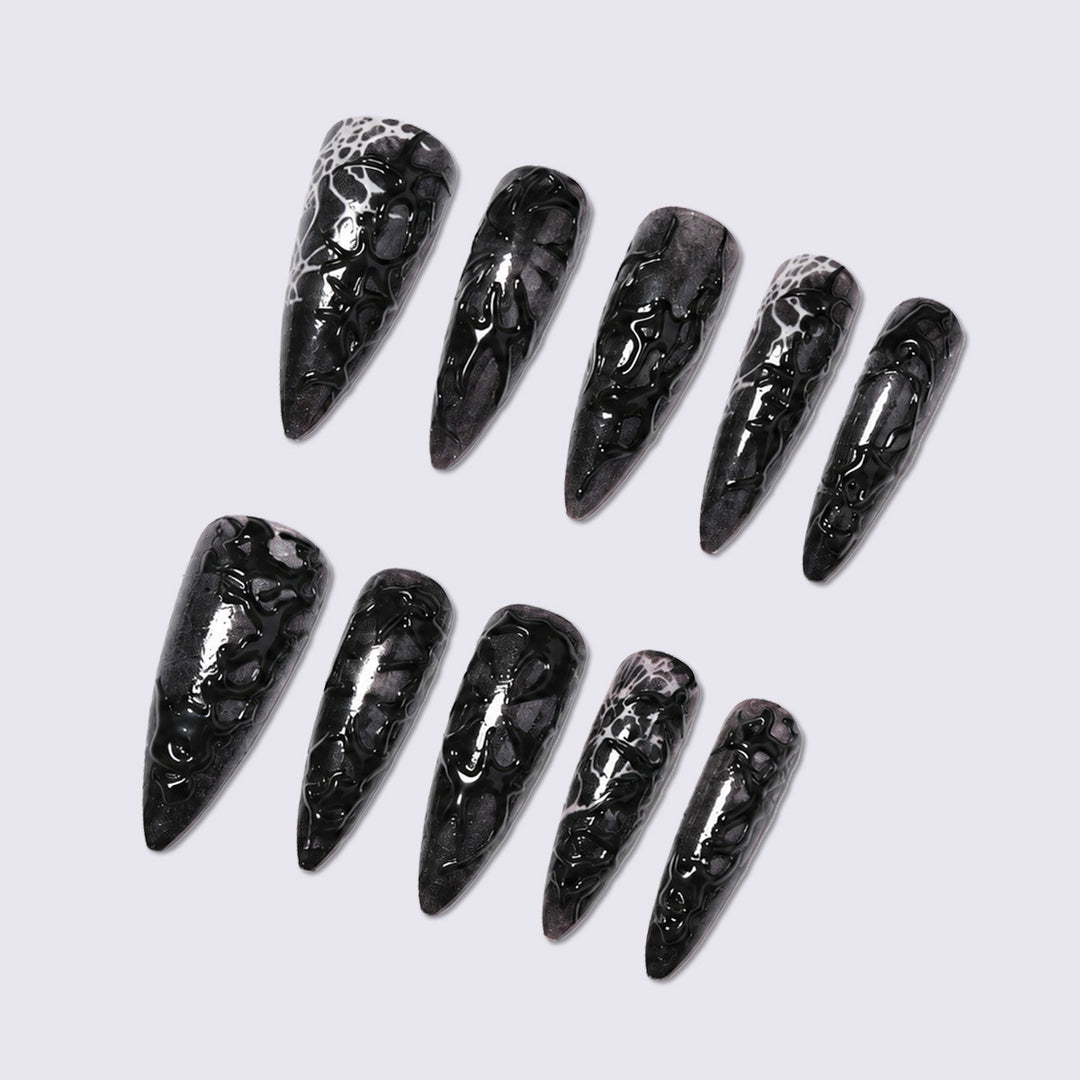 Künstlerische Acryl-Nagelspitzen Karnz