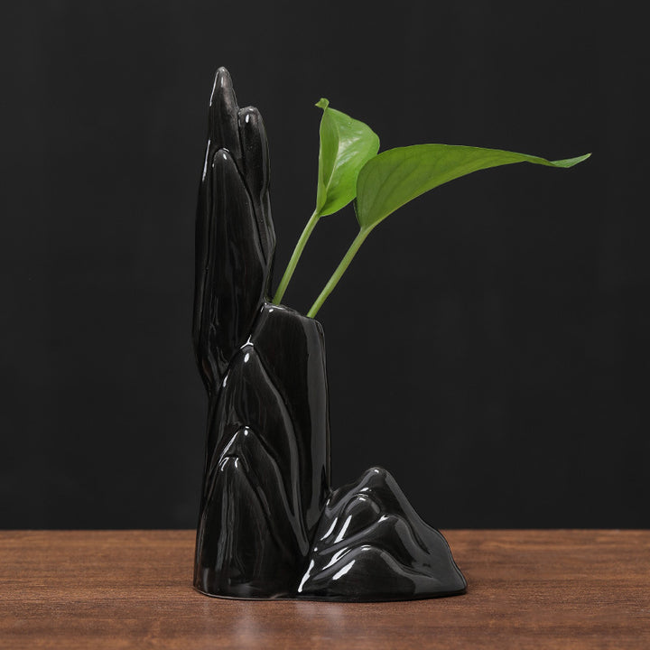 Künstlerische bergförmige Vase