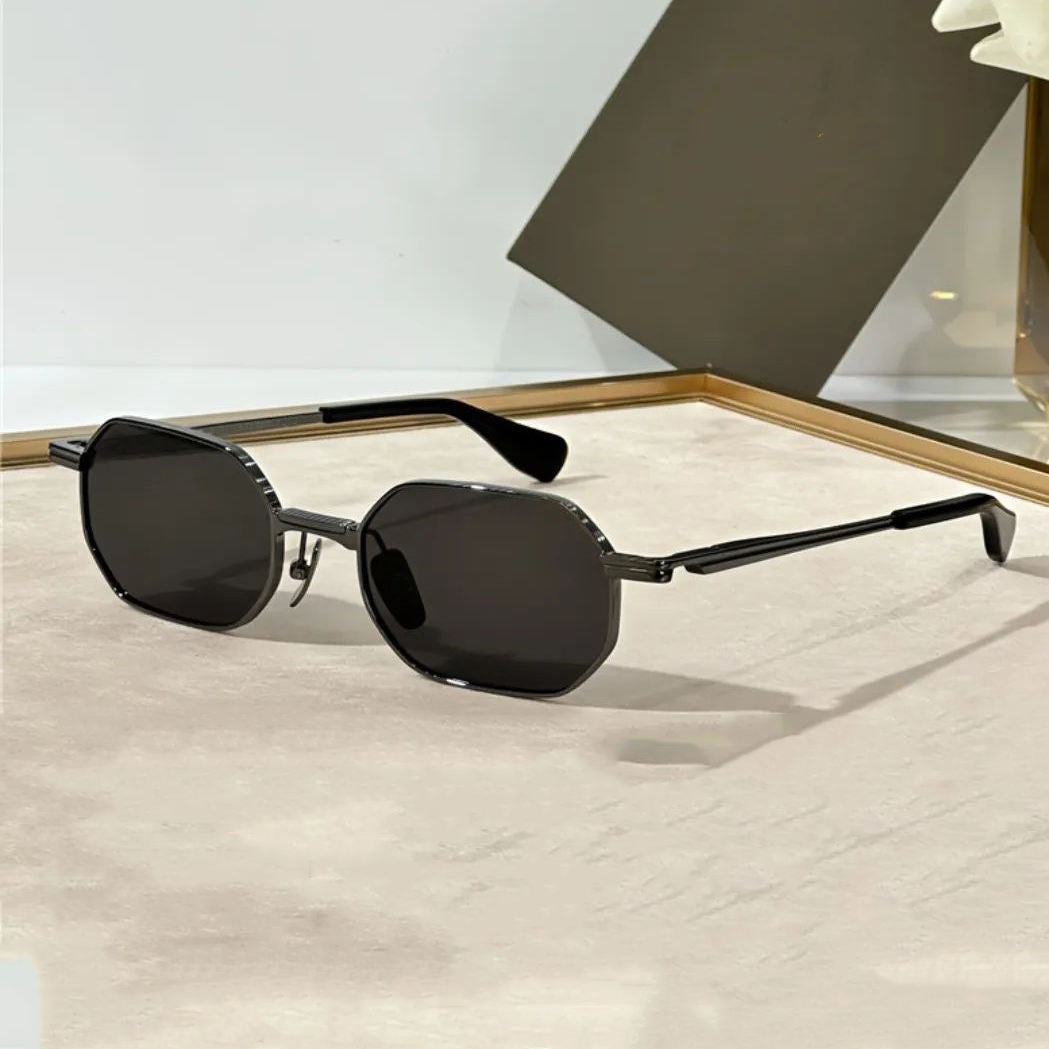Damen Design Sonnenbrille im modernen, achteckigen Stil Karnz