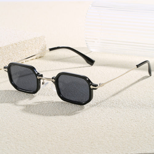 Modische Oversized Sonnenbrille Im Modernen Design Karnz