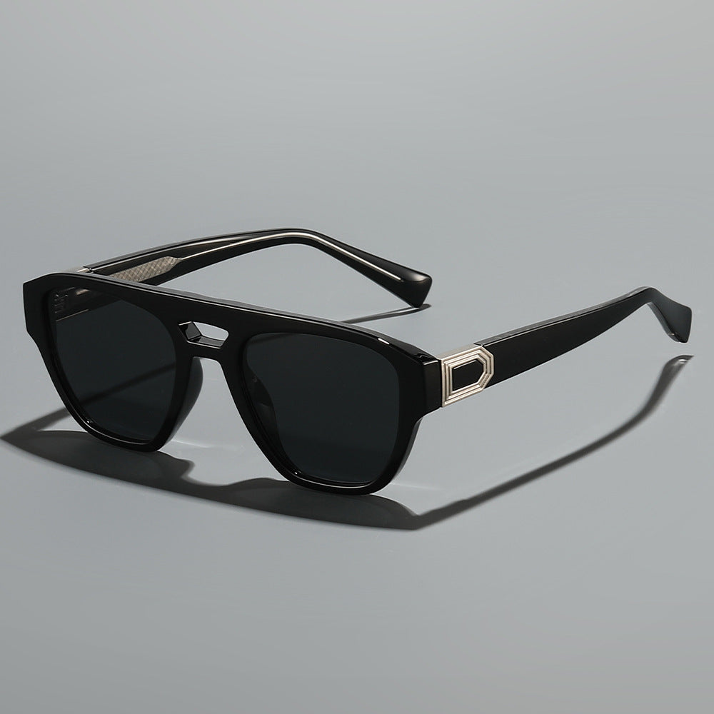 Damen Designer-Sonnenbrille mit modernem, kantigem Rahmen und Farbverlauf Karnz
