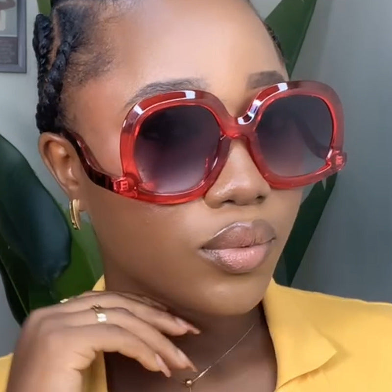 Damen oversized Sonnenbrille mit modischem Design Karnz