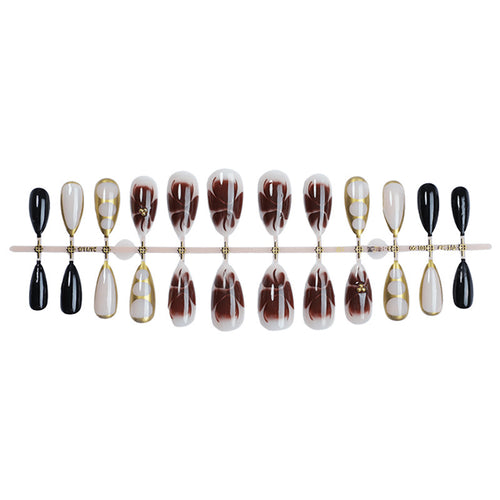 Kunstnagel-Set mit eleganten Mustern und Glitzerakzenten Karnz
