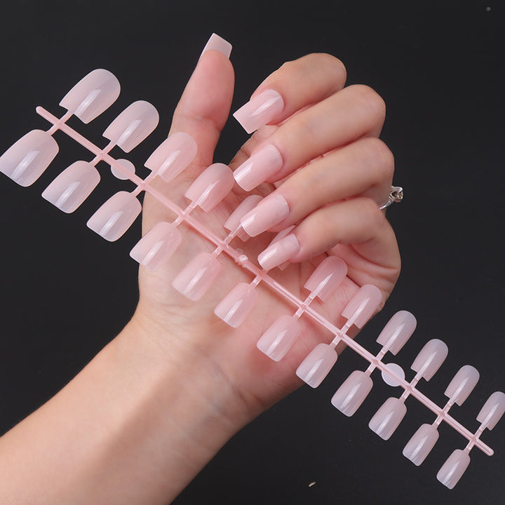 Natürliche glänzende Press-On-Nagelspitzen Karnz