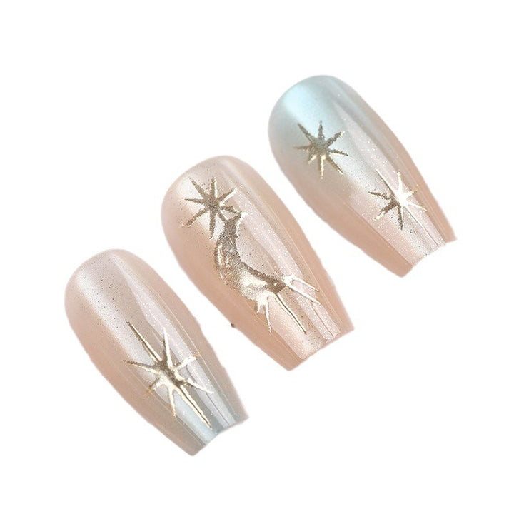 Künstlerisches Press-On-Nageldesign Karnz