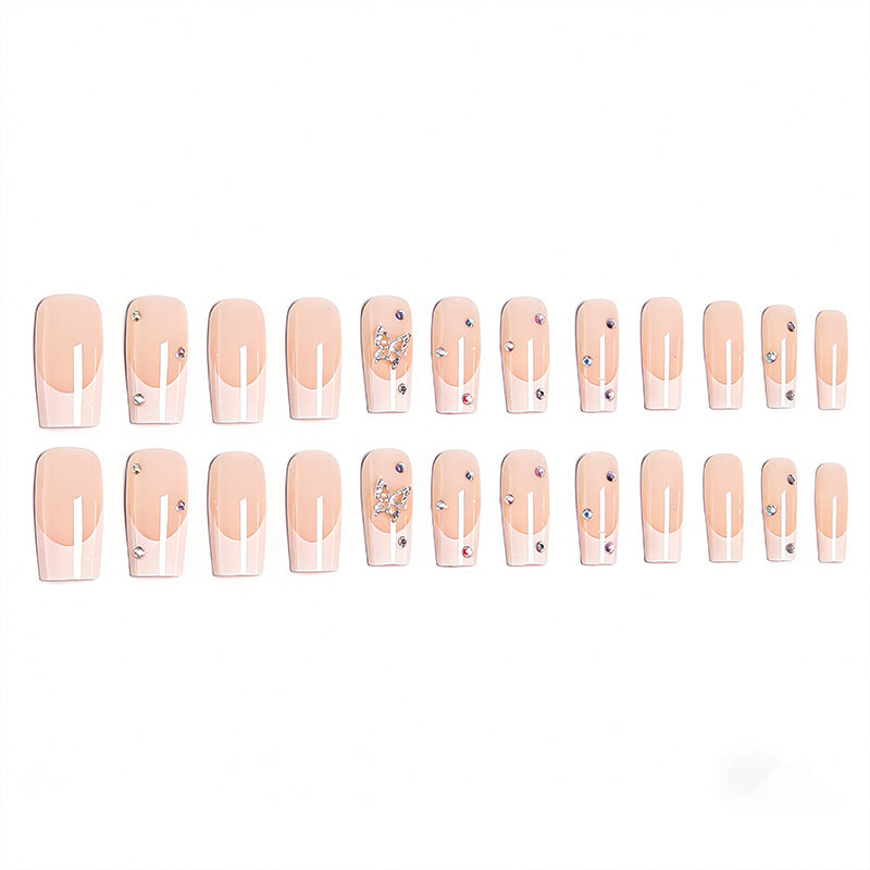Kunstvolle Nagelset mit Schmetterlingsverzierung Karnz