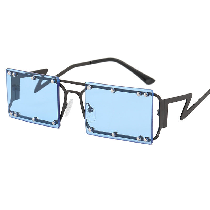 Damen Modische Sonnenbrille mit auffälligem geometrischem Design Karnz