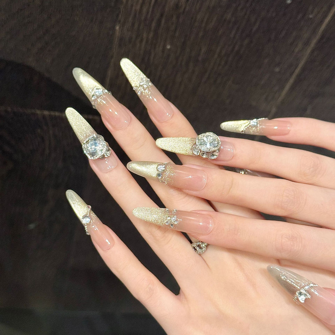 Luxus Glitzerndes Press-On Nagelkunst Set