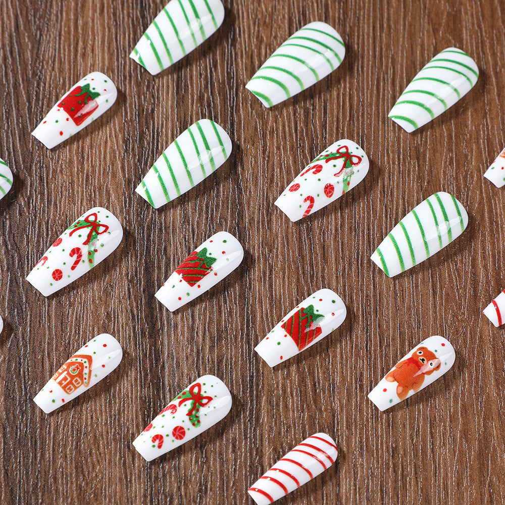 festliche Nagelspitzen Karnz