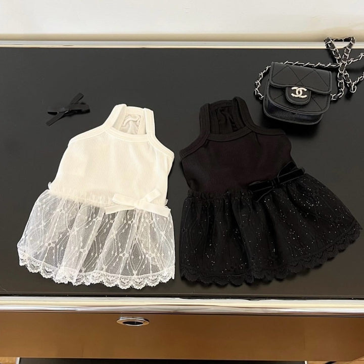 Zartes Spitzen-Tüll-Hundekleid mit gerippter Taille & Dekoration