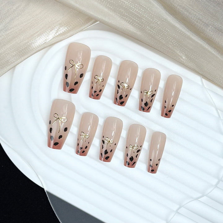 Press-On Nagelkunst Karnz