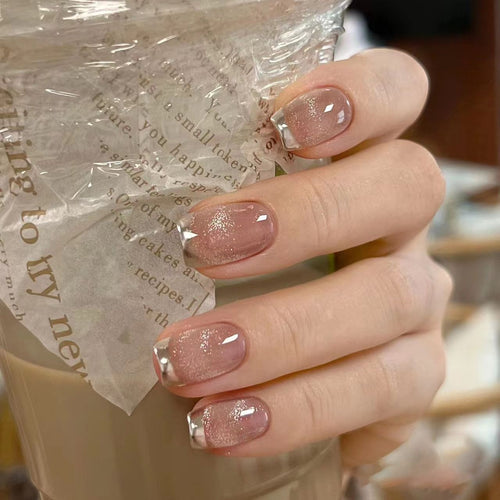 Elegantes Press-On Nagelset mit funkensprühendem Design Karnz