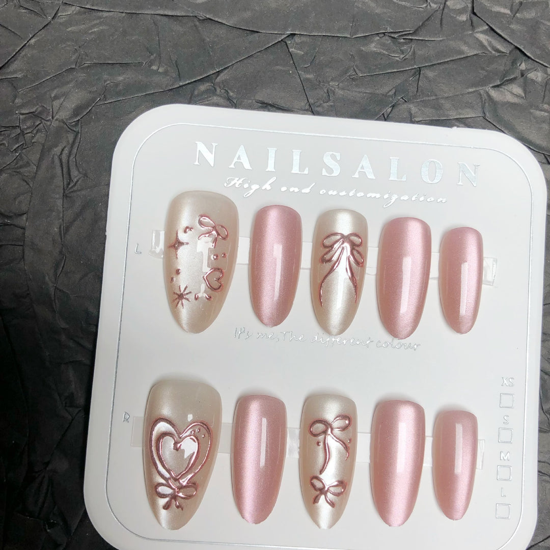 Elegante Blumenthemen Press-On Nagelkollektion