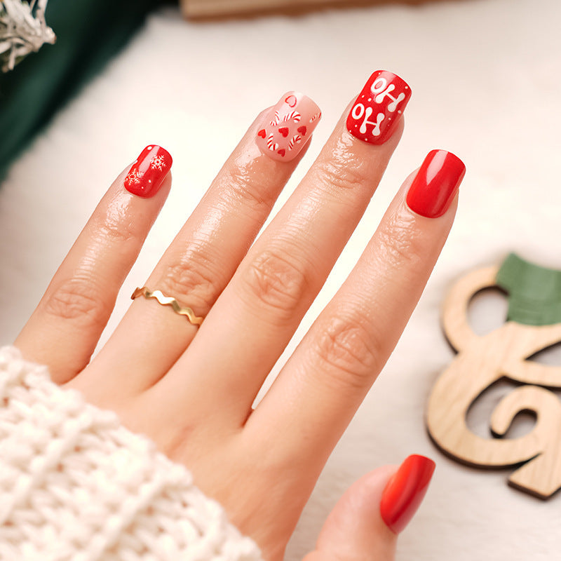Künstliche Nägel mit Festlichem Weihnachtsdesign Karnz