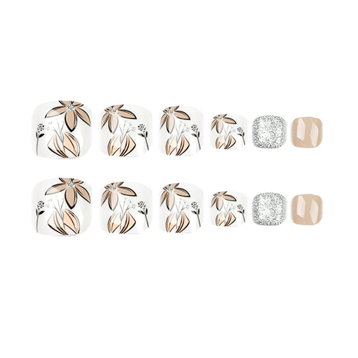 Kunstvolle Nagelkunst mit floralen Designs Karnz