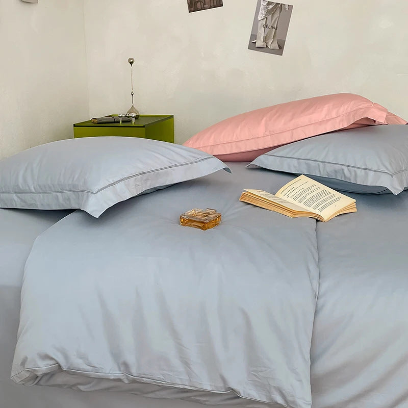 Wendbare Baumwoll-Satin-Bettwäschegarnitur mit seidig-mattem Finish und Hotelverschluss