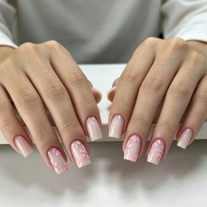 Blumig verziertes Acrylnagelkunstverstärkungen Karnz