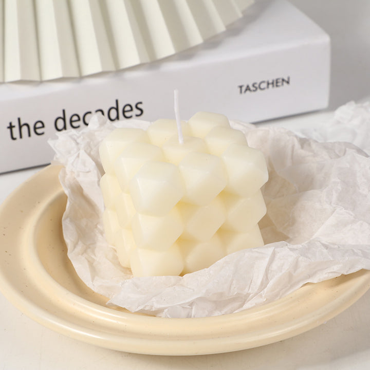 Geometrische Wabenwürfel Skulpturale Sojawachskerze