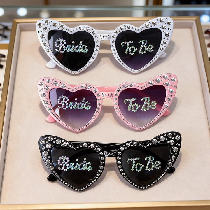 Rhinestone-besetzte Herzförmige Sonnenbrille Karnz