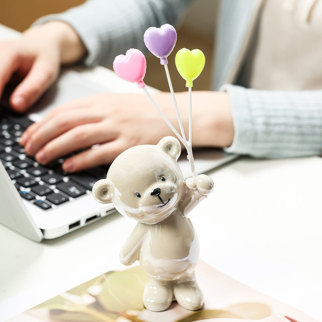 Süße Keramikbärenfigur mit Luftballons Karnz