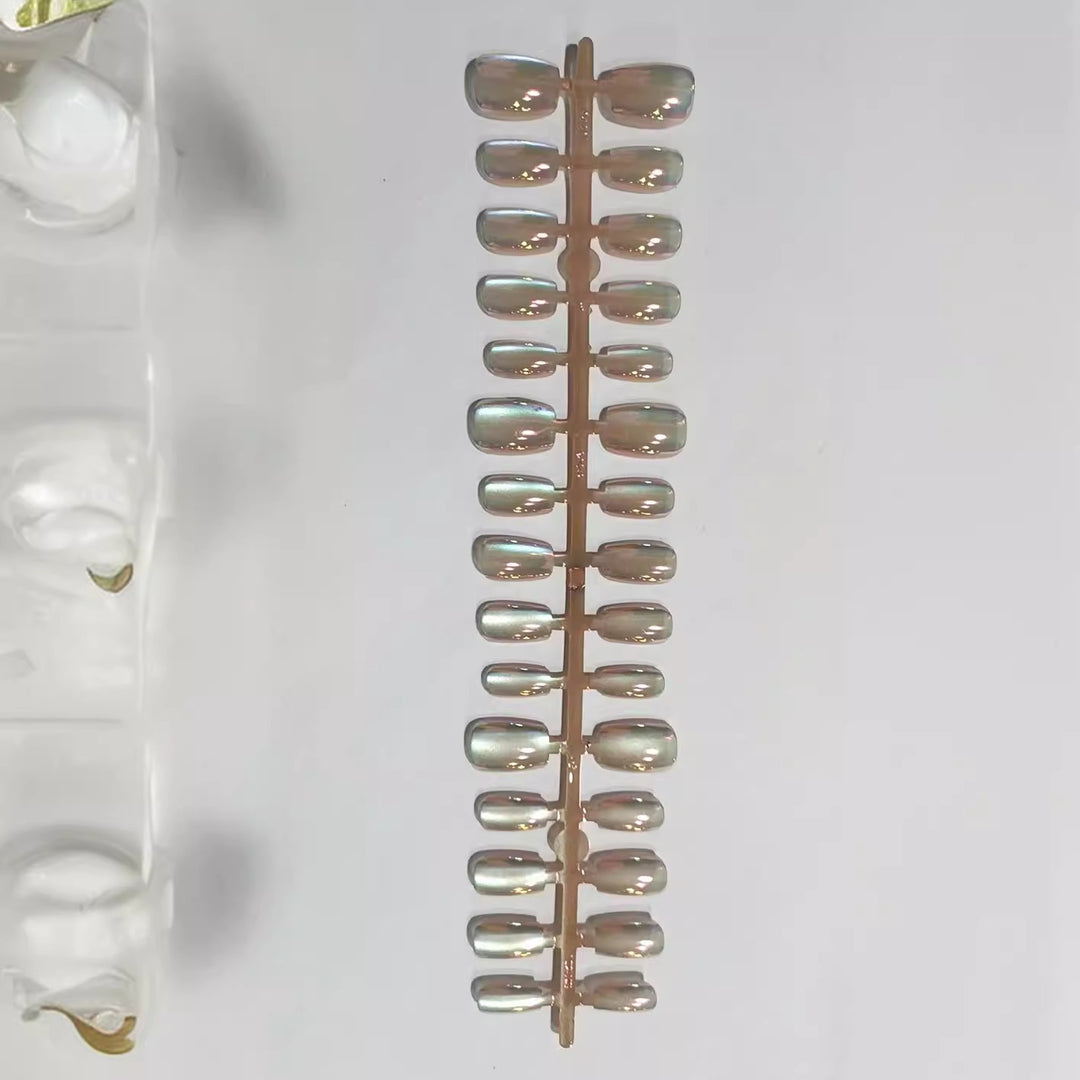 Iridescent Press-On Nail Tips Karnz