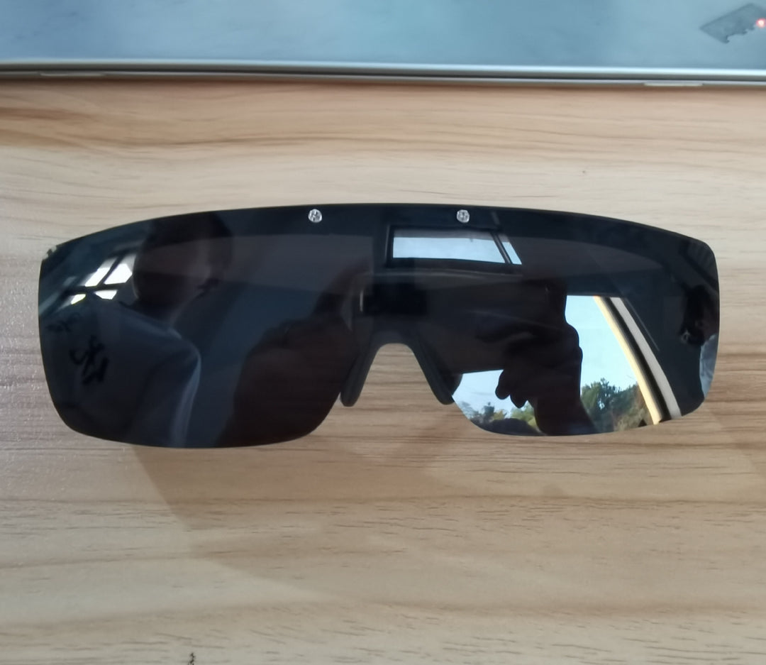 Sleek Shield Sonnenbrille Karnz