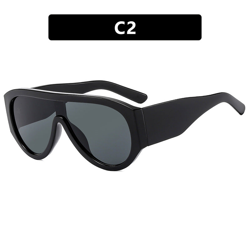 Damen modische Sichtschutz-Sonnenbrille mit breitem glamourösem Rahmen und UV-Schutz Karnz
