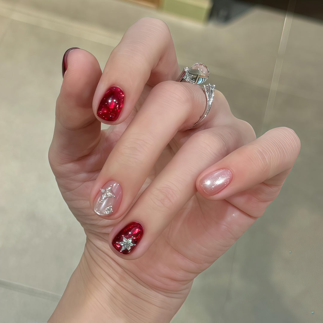 Glamouröses Nageldesign Karnz
