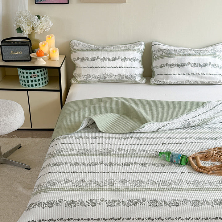 Gepolstertes Baumwollbettüberwurf-Set mit Teddy-Bär-Streifenmuster und umkehrbarem Design