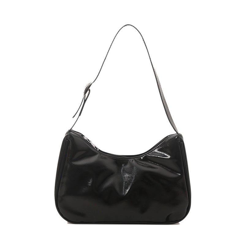Vintage-inspirierte weiche Lackleder-Handtasche Karnz
