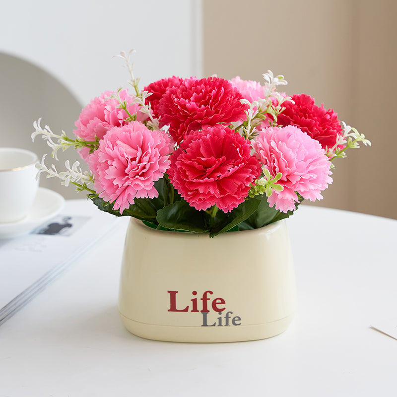 Lebensechte Dekorative Blumenanordnung